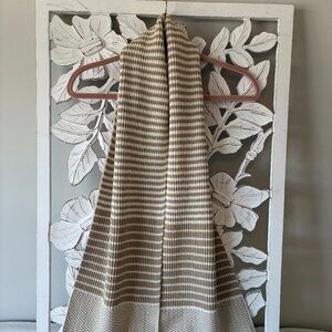 Gap Knit Scarf in Tan and Cream